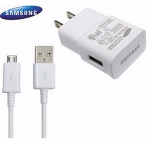 El cargador de Pared con Cable Samsung S4/S5, es un cargador de pared ideal para