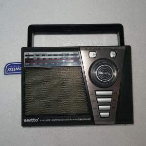 La Bocina Radio con bluetooth Ewtto ET-R26663B, es una pieza versátil, que permi