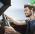 El cargador de Carro LDNIO CM20 Auricular Bluetooth, 2 en 1: permite cargar disp